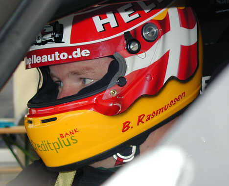 Koncentration før dagens træning, her er det Bruno Rasmussen der gør sig klar.
(Foto: Motorsporten.dk)